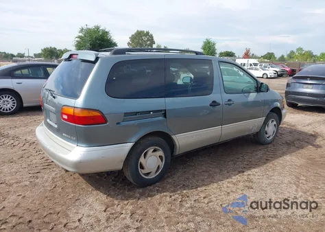 1999 Toyota Sienna Xle z USA, uszkodzony, nr VIN 4T3ZF13C6XU122840